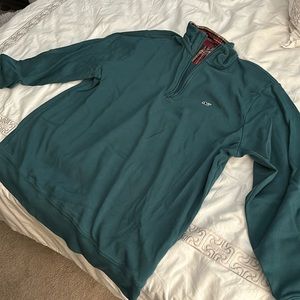 Vineyard Vines Qzip green plaid accent men’s size L.